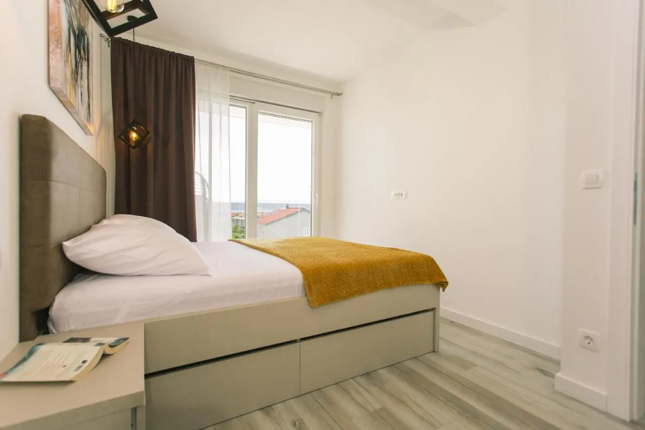 Apartment Apartman G&T Kastela